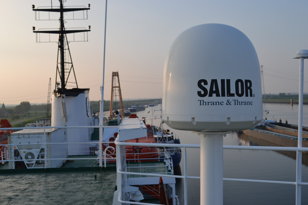 RedPort wxa cruise ship networking through Inmarsat Fleetbroadband